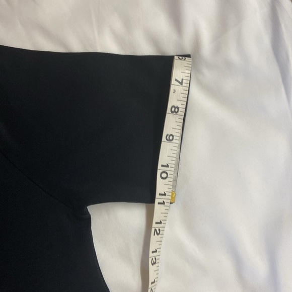 J-Crew,Women’s,Black,Short Sleeve T-Shirt.Size-Large. - Picture 9 of 10